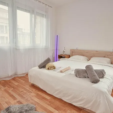 The Five Balconies - Centar Апартаменты