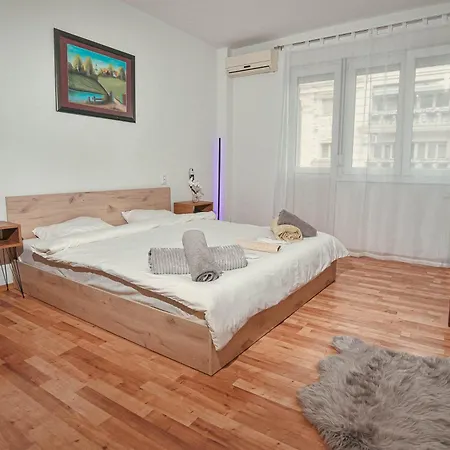 The Five Balconies - Centar Апартаменты *